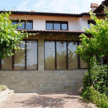 Bignonia Villa Varna